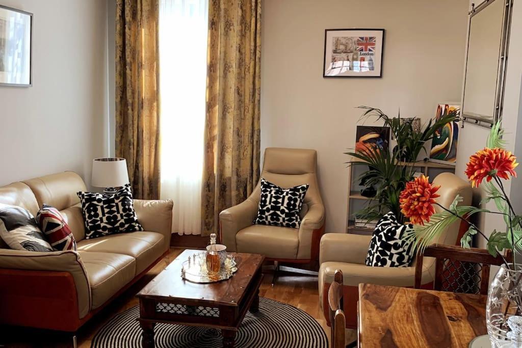 Stylish And Cosy 3 Bedroom Appartment 런던 외부 사진